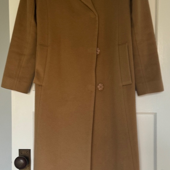 Sofia Cashmere Camel colored coat - Picture 3 of 4